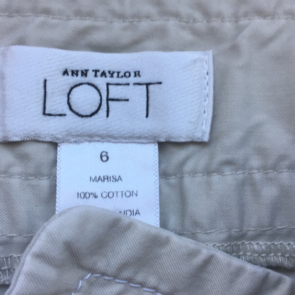 Taylor Loft tan Capris in size 6
